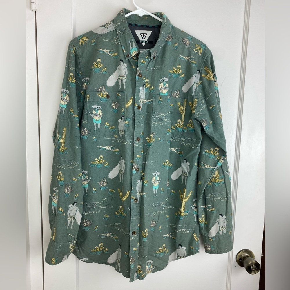 VISSLA Viva Aloha Long Sleeve Button Down Lightweight Flannel Shirt in Medium